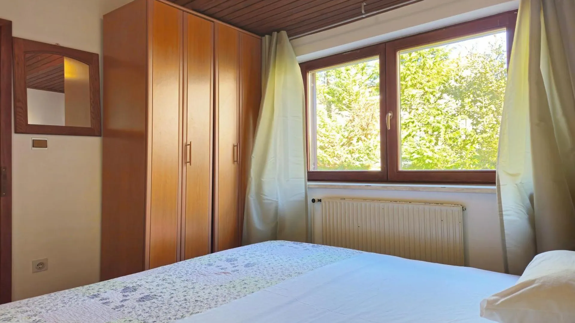 Old Captain'S Retreat - Happy Rentals Malinska Croatia